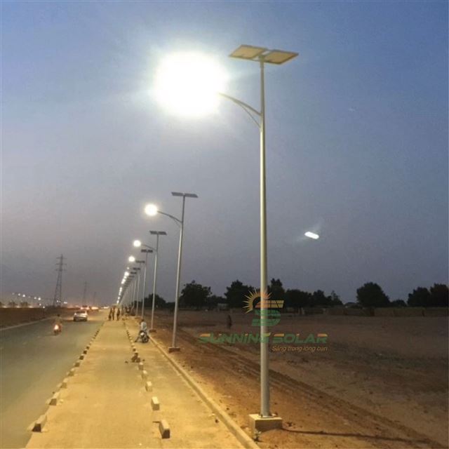 Cột thép năng lượng mặt trời S626